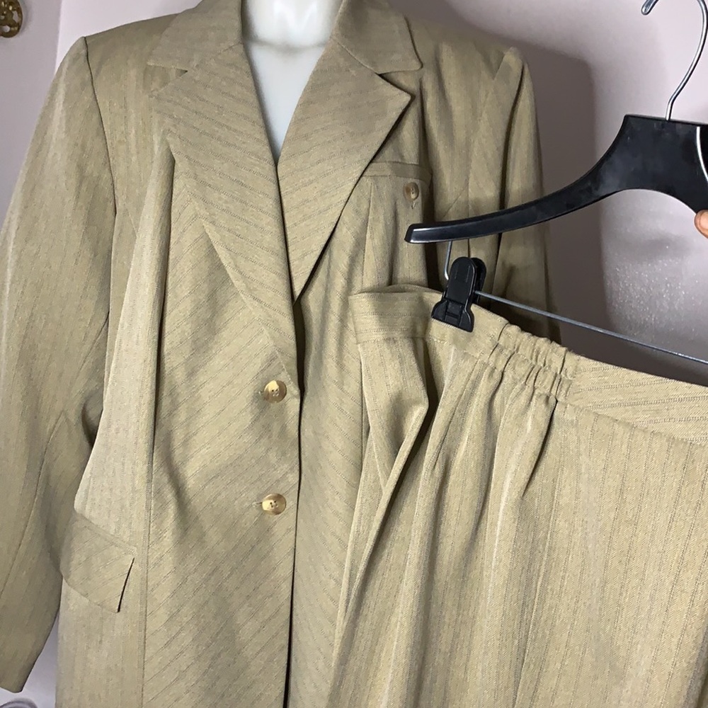 Tan Pant Suit Plus size Fall /Winter fashion